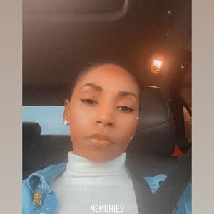 Meet your Posher, Jairee